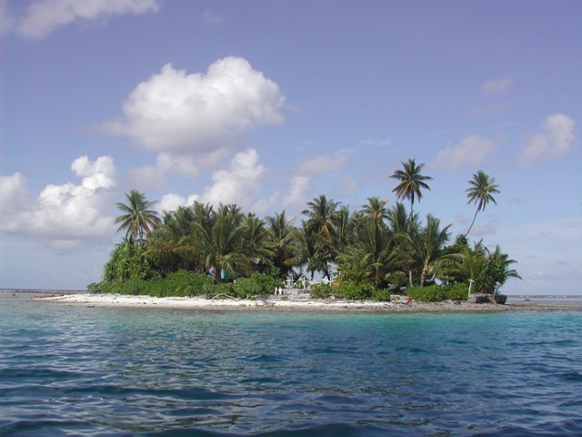 fakaofo lagoon 005