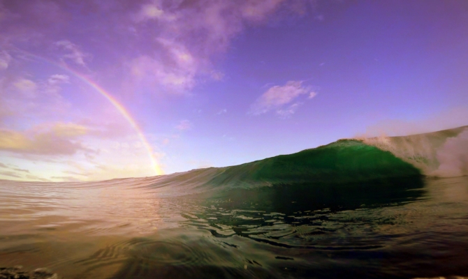 Ocean waves photo by Ryan Wright