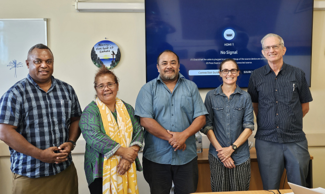 The SPREP delegation with Bryan Star of Nauru 