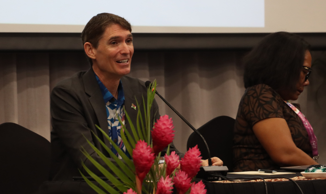 Dr Chris Bartlett 