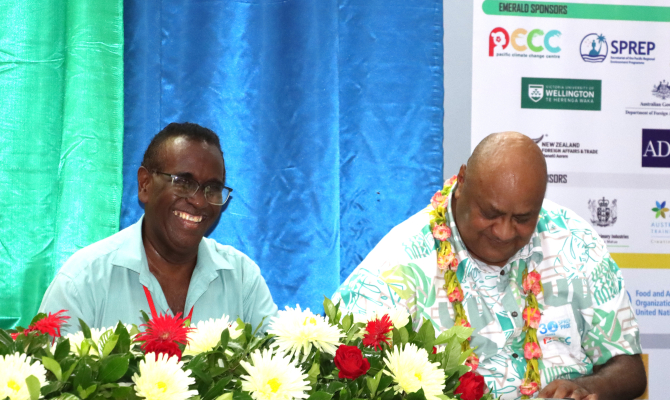 The signing between SPREP and SINU 