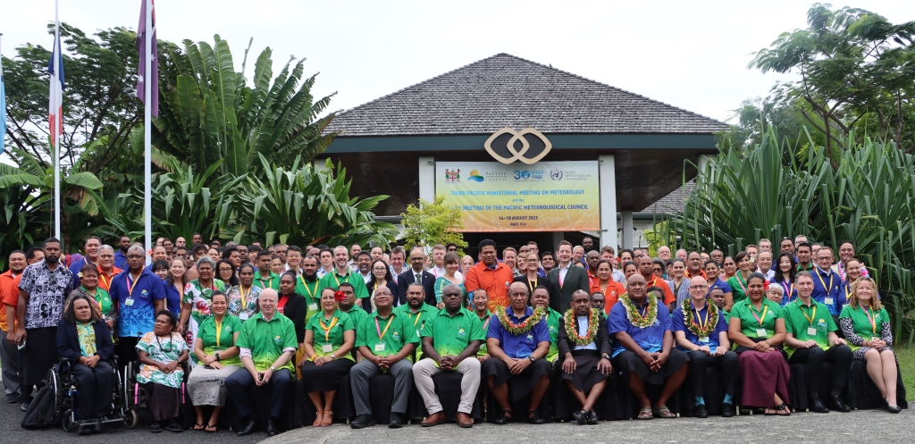 The participants at PMC-6.