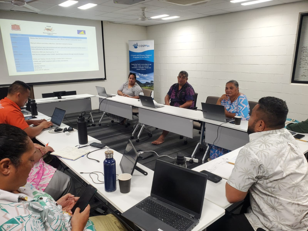 Tokelau Met Service Training at SPREP